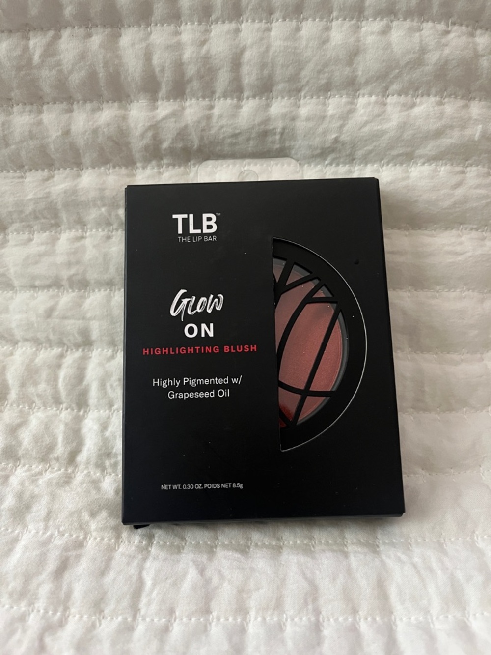 The Lip Bar Glow On Highlighting Blush - Outspoken Pink